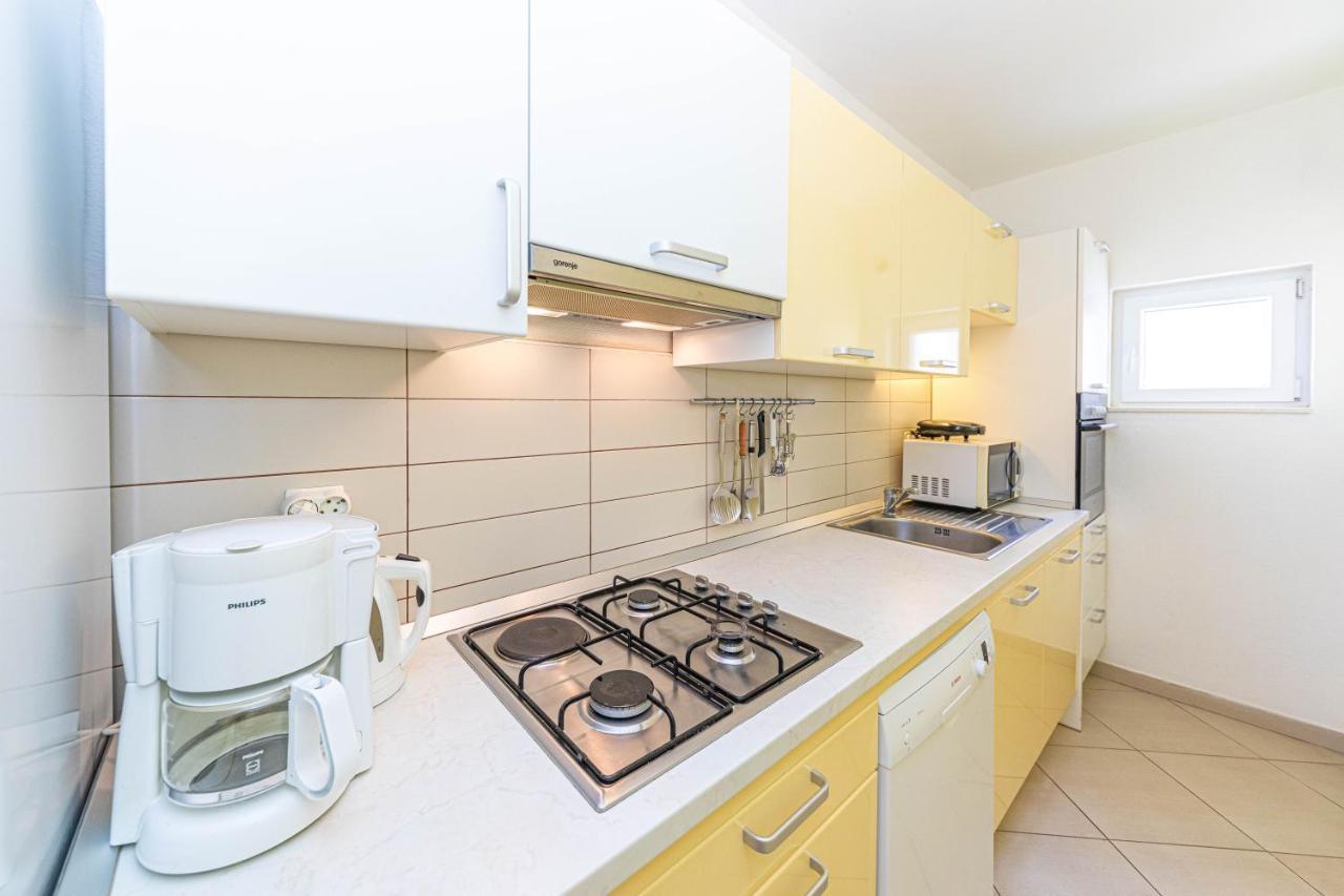 Apartments Villa Nea Leona Трогир Экстерьер фото