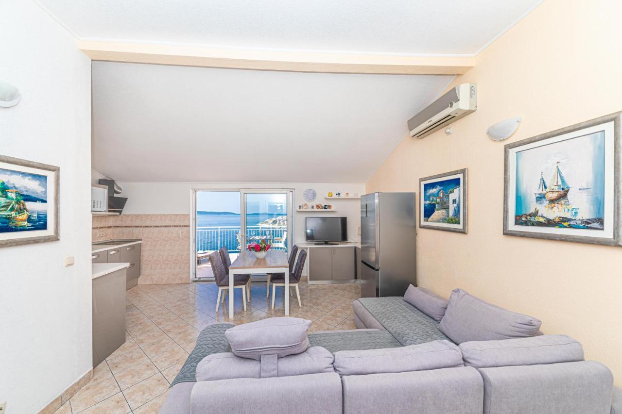 Apartments Villa Nea Leona Трогир Экстерьер фото