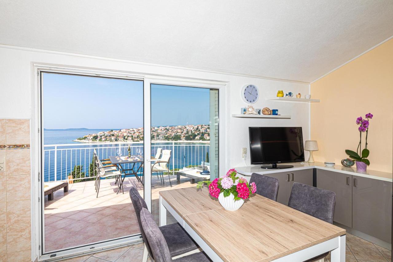 Apartments Villa Nea Leona Трогир Экстерьер фото